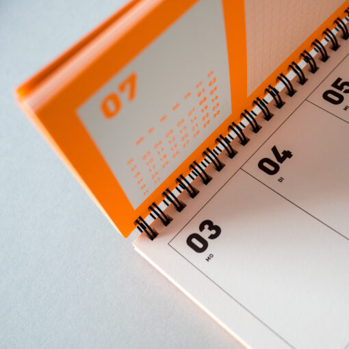 Neon Tischkalender 2023 mit Spiralbindung