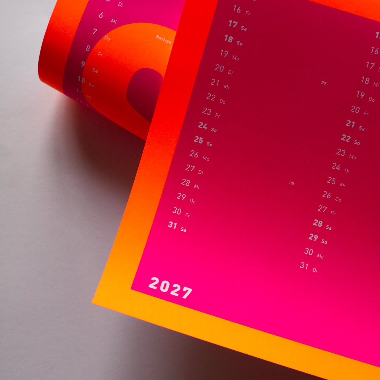 neon Wandkalender 2027 Neonorange Detailaufnahme